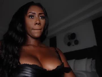 girl
        missksavage cam image #3041666
