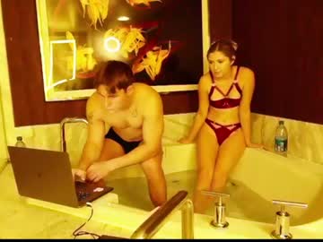 couple
        legendary_xx cam image #652624