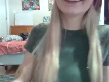 girl
        itsfoxybaby cam image #801874