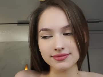 girl
        hecola cam image #5432904