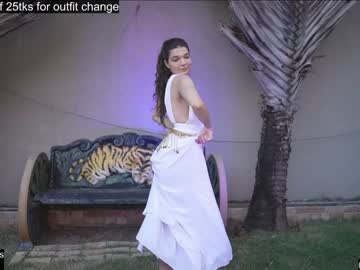 girl
        loollypop24 cam image #3874603