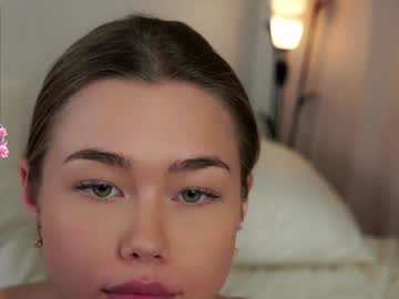 girl
        oxonmymind cam image #5764629