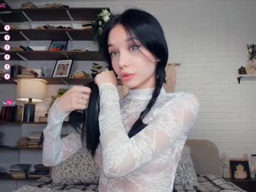 girl
        riskyproject cam image #5093000