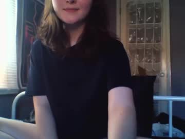 girl
        soursou cam image #5022650