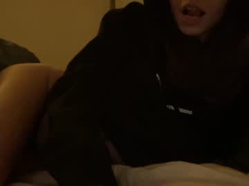 girl
        yourfavoritegirl_ cam image #3282959