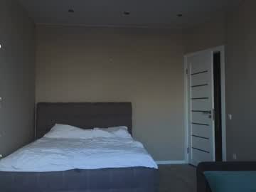 girl
        a_p_p_l_e cam image #6625031