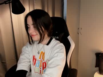 girl
        danielleclarka cam image #2902174