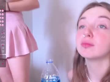 couple
        pollypolly__ cam image #2419557
