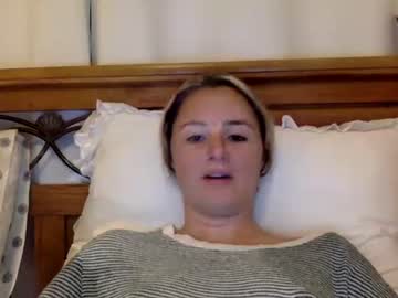 girl
        southernbellebrook cam image #127867