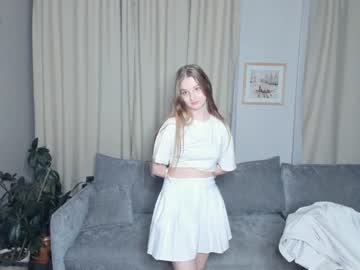 girl
        _magic_smile_ cam image #3051604