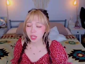 girl
        y_u_m_i_k_a cam image #808091