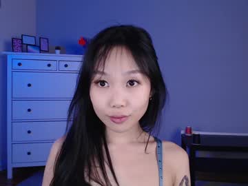 girl
        norma_blum cam image #3420068