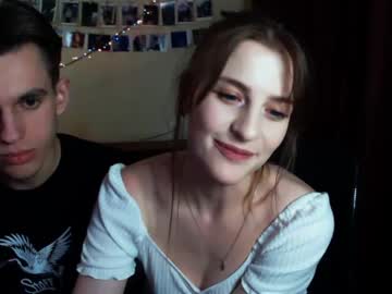 couple
        dead_insidee cam image #1275993