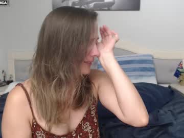girl
        bluexstacey cam image #6287840