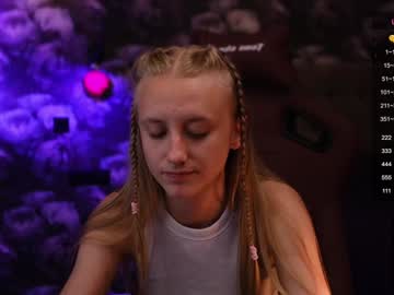 girl
        angeellina cam image #4450551