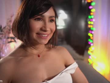 girl
        alejastorm cam image #1263496