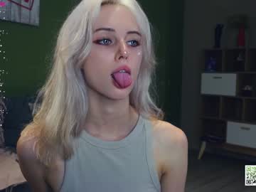 girl
        audreycarvin cam image #4715950
