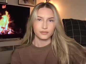 girl
        thezabrina cam image #681115