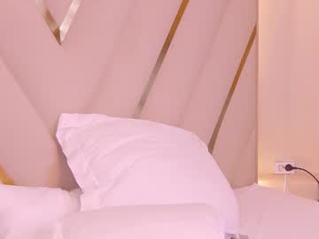 girl
        gwenbanks cam image #6595905