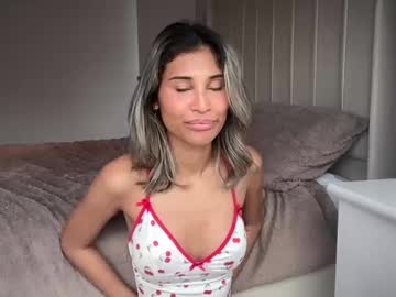 girl
        aniishaa cam image #6573592