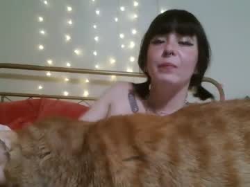 girl
        faea_xoxo cam image #2233431