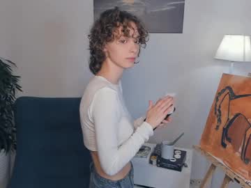 girl
        cutee_curls cam image #4742373
