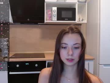 girl
        goldy_grace cam image #2263799