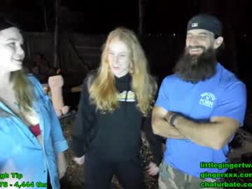 couple
        xoxo_caroline cam image #817512