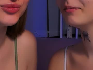 couple
        evelin_nice cam image #5680002