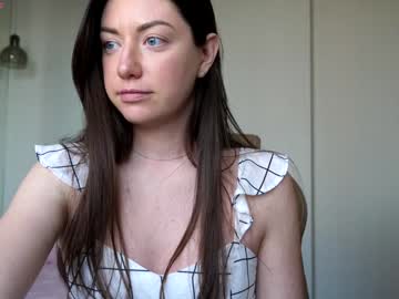 girl
        ronny_ponny cam image #6537137