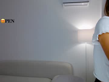 girl
        ambertan1 cam image #5943718
