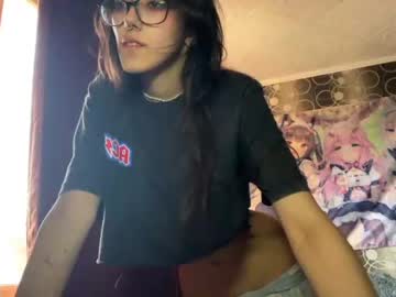 couple Live Cam Girls Love To Strip Naked For Their Viewers with psycho_dreams
