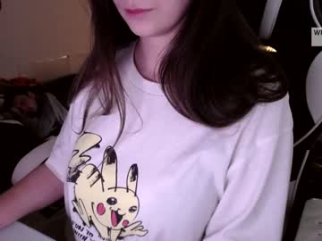 girl
        overoce cam image #2455117