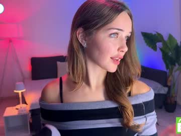 girl
        melanibatler cam image #5349189
