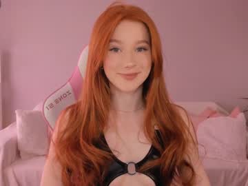 girl
        leahsthetics cam image #4250975