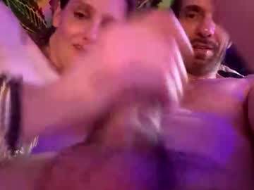 couple Live Cam Girls Love To Strip Naked For Their Viewers with empfpv