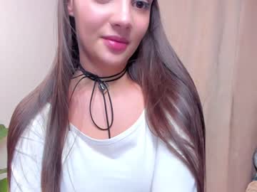 girl
        dufni_duff cam image #3450491