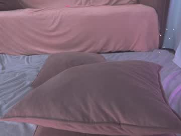 girl
        iara_mi cam image #5116778