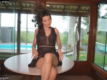 girl
        loollypop24 cam image #2323253