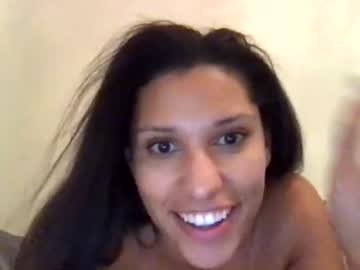 girl
        caramelmixed21 cam image #55304