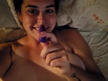 girl
        alyssa_nova cam image #4849855