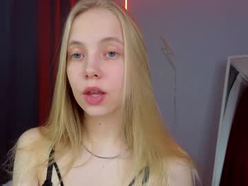 girl
        appr0ved cam image #1121102