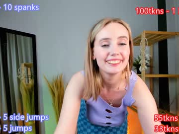 girl
        shine_luna cam image #1037501