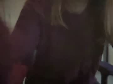 girl
        eatmypie69 cam image #3571952