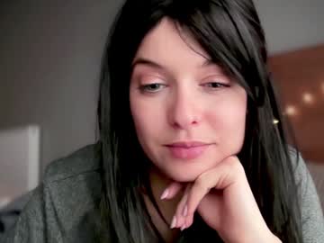 girl
        angelika_rouge cam image #5819396