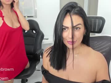 couple
        emillybrowm cam image #5131972