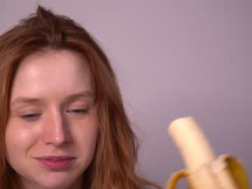 girl
        toxl cam image #2030762