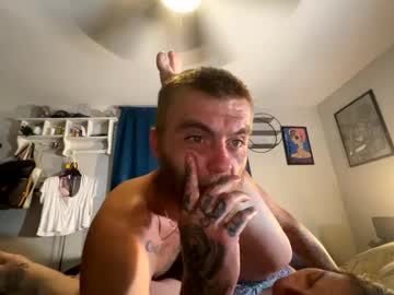 couple
        beauty_n_thebearded cam image #6773061