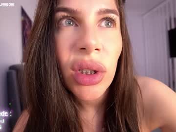 girl
        innocentemmy cam image #1546908