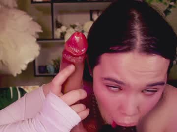 girl
        chery_lady22 cam image #6342441